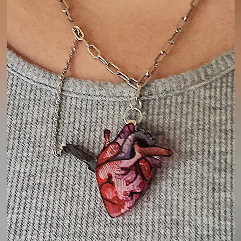 Interactive Pierced Heart Necklace - Picture 1 of 3